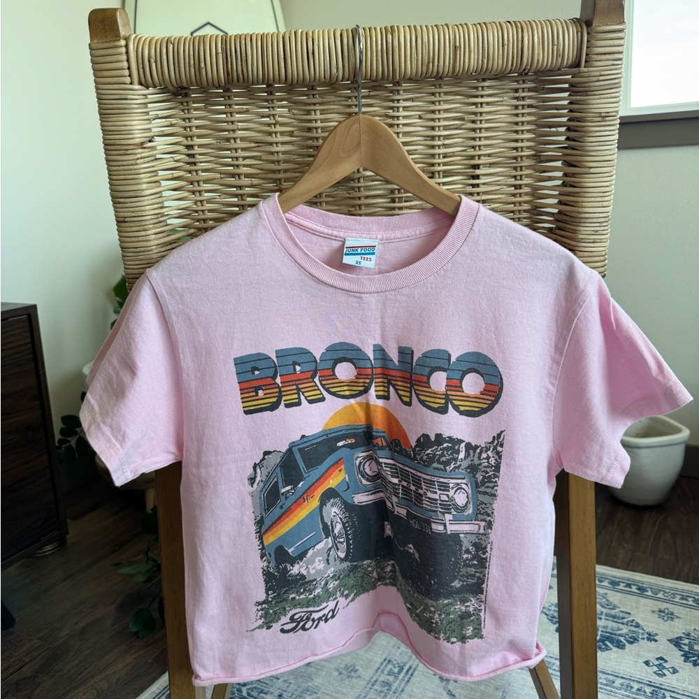 bronco tee